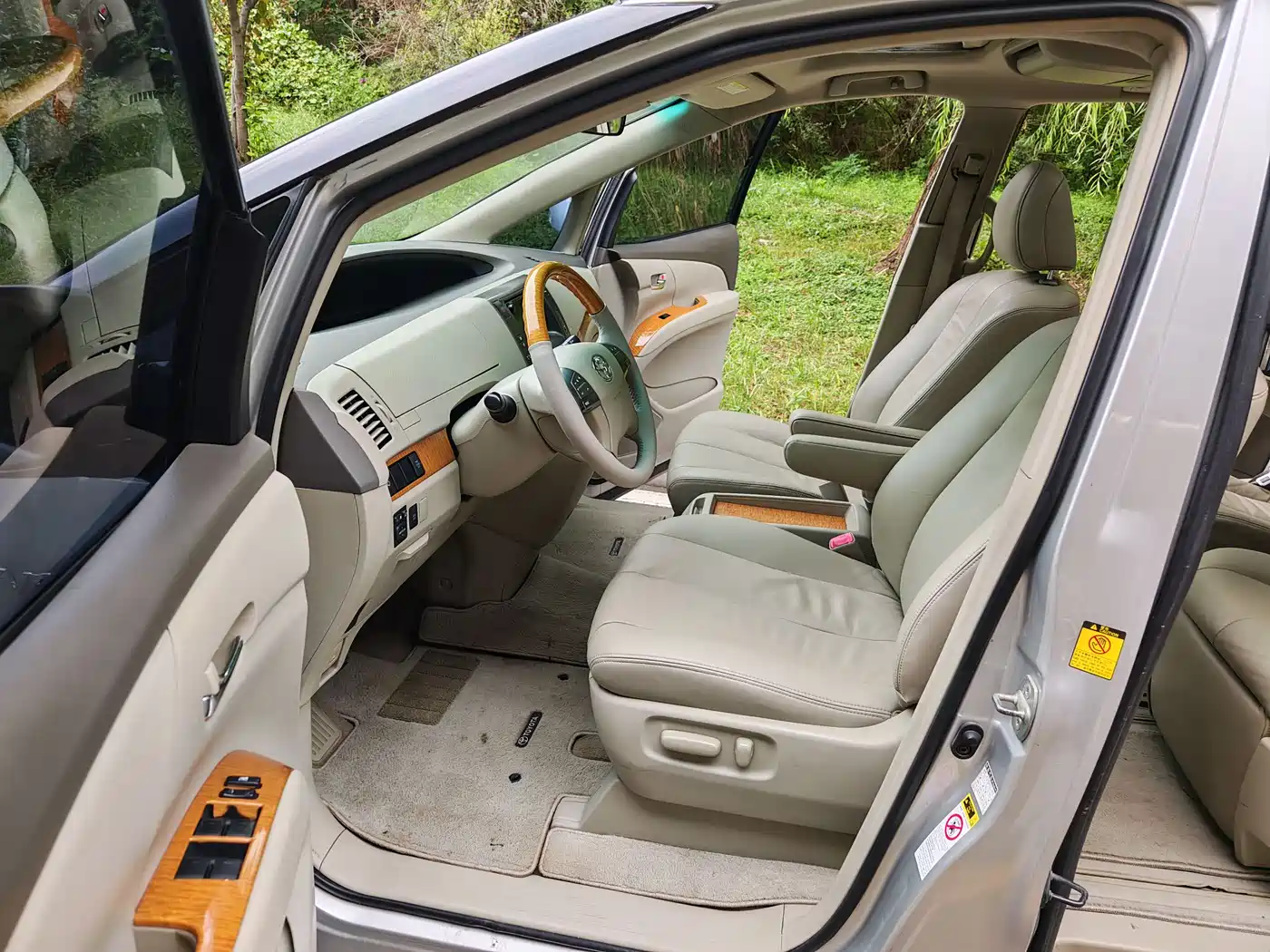 Toyota Previa 2012 3.5L 7-Seater Luxury Model фото 4