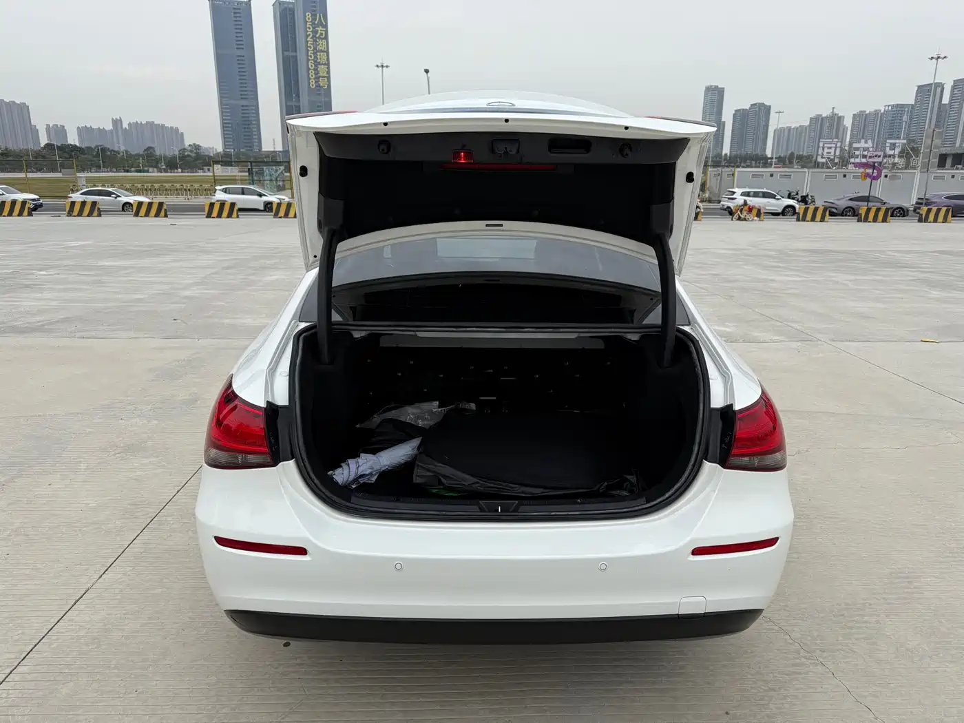 Mercedes-Benz A-Class 2020 Model Facelift A 180 L фото 19