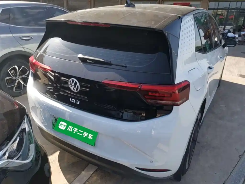 Volkswagen ID.3 2024 Pure Smart Edition фото 6