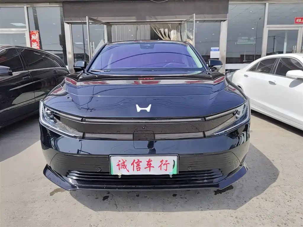 Honda GAC Honda P7 2025 RWD Long Range Pro фото 2