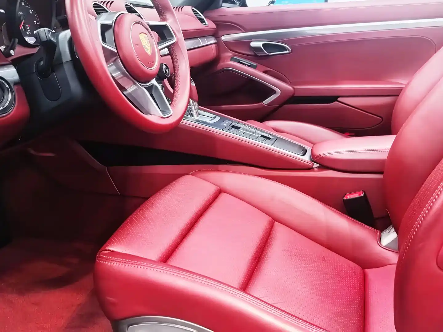 Photo 6 - Porsche 718