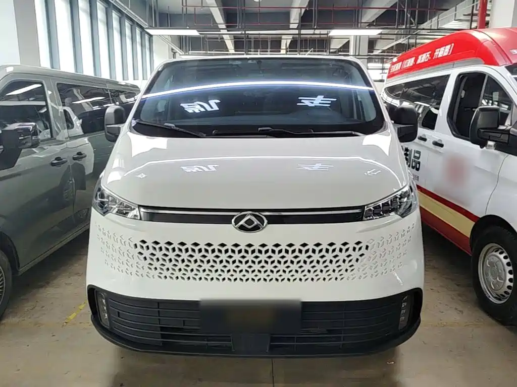 Photo 3 - Maxus Xintu V70