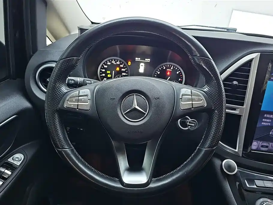 Mercedes-Benz Vito 2020 2.0T Elite Edition (7-seater) фото 15
