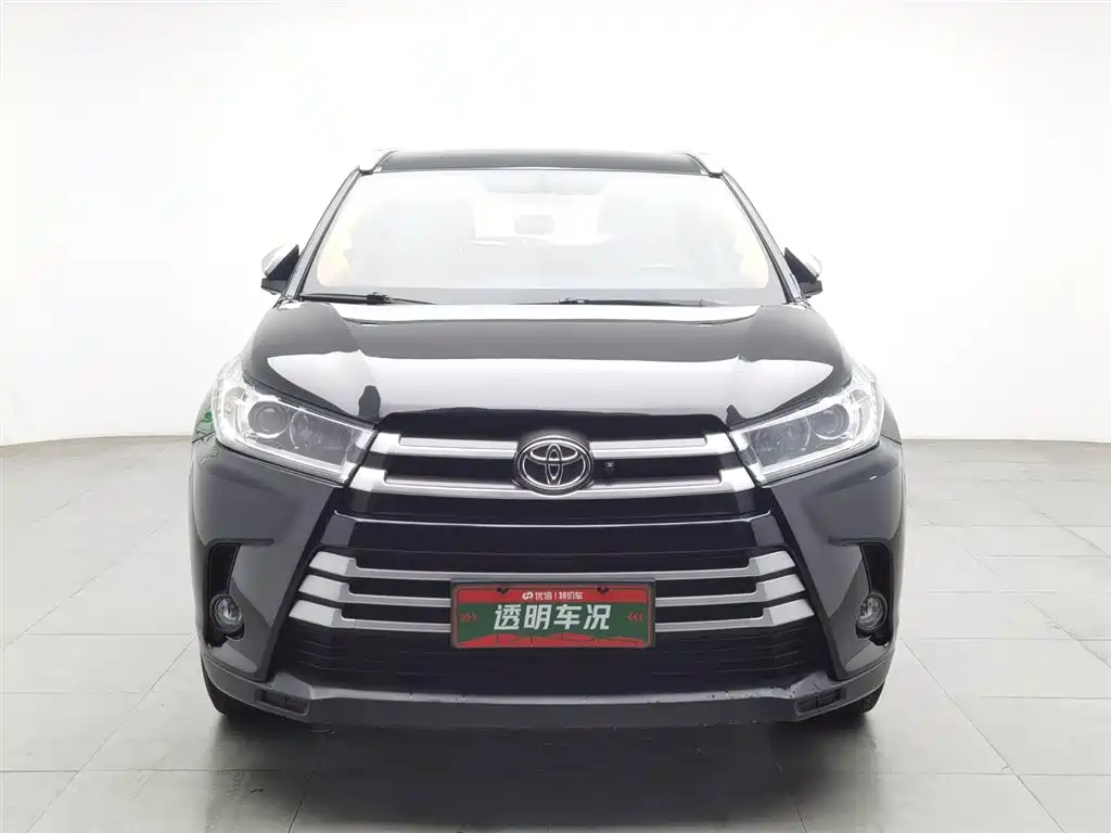 TOYOTA HIGHLANDER