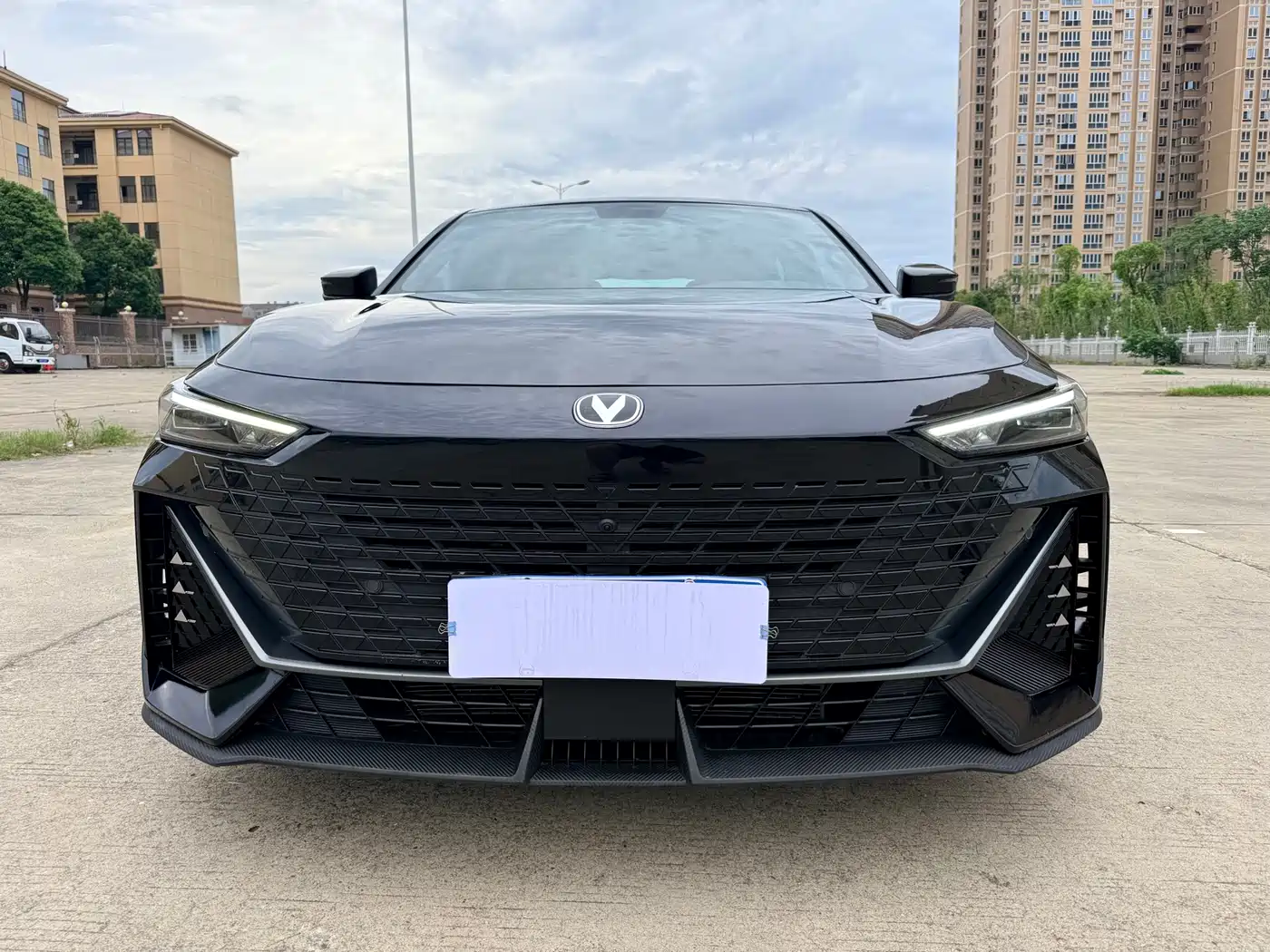  UNI-V