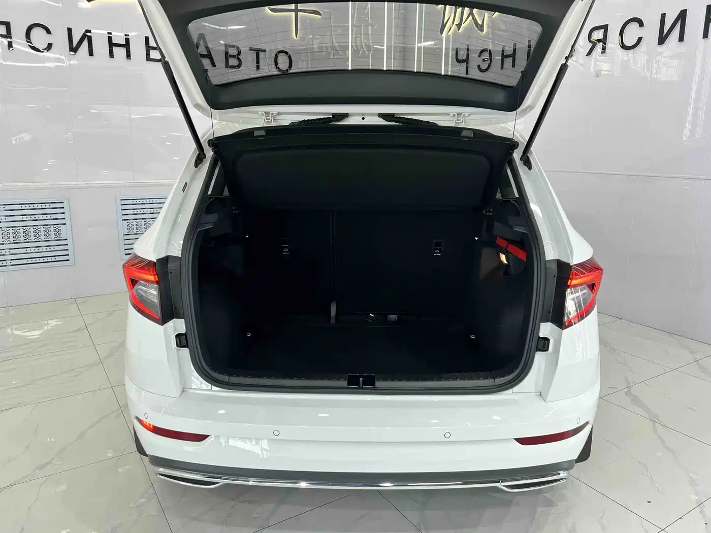 Škoda Karoq 2022 TSI280 Premium Edition фото 17