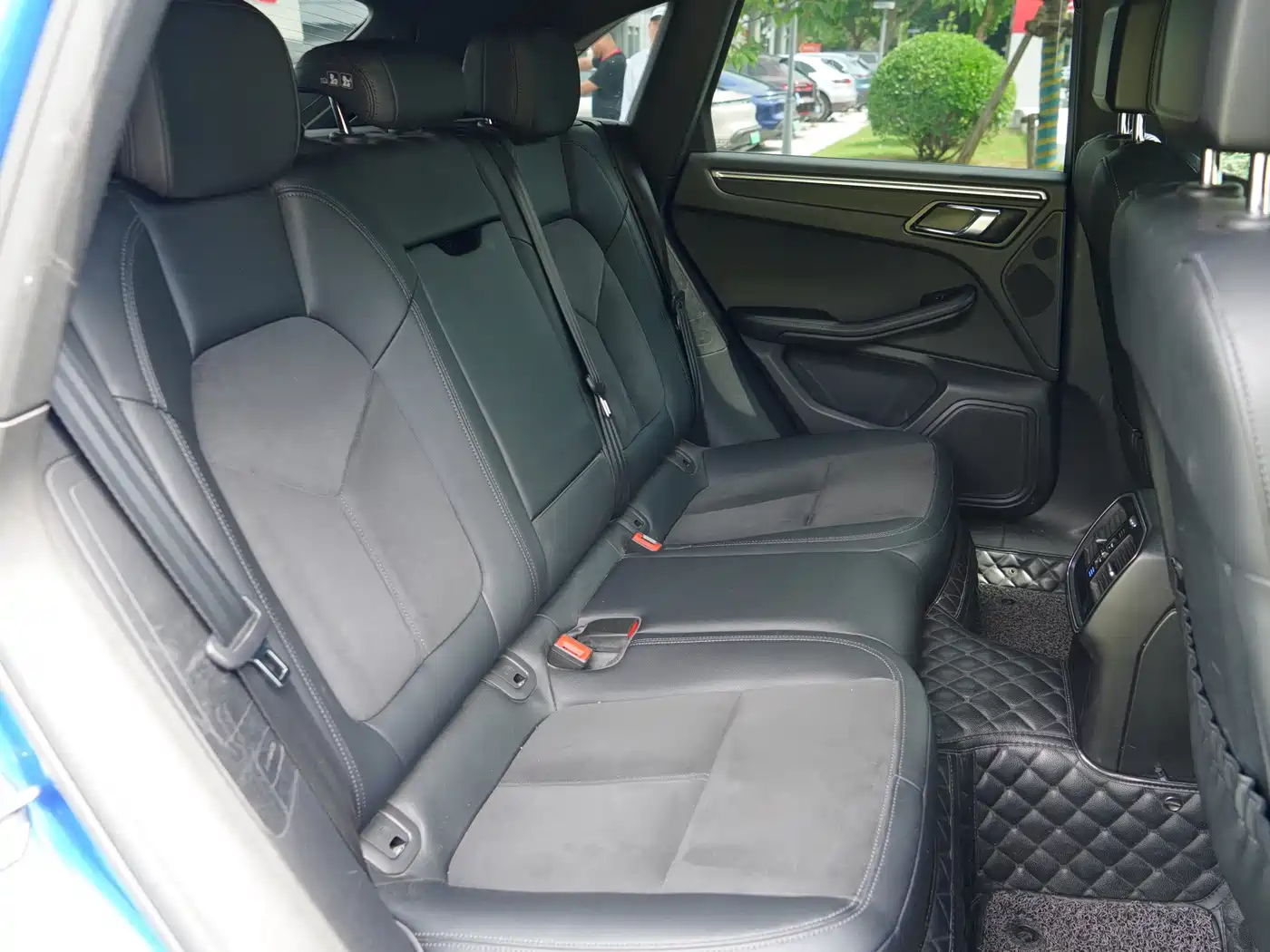 Фото 9 - Porsche Macan
