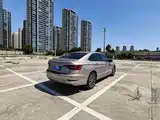 Photo 6 - Volkswagen Sagitar