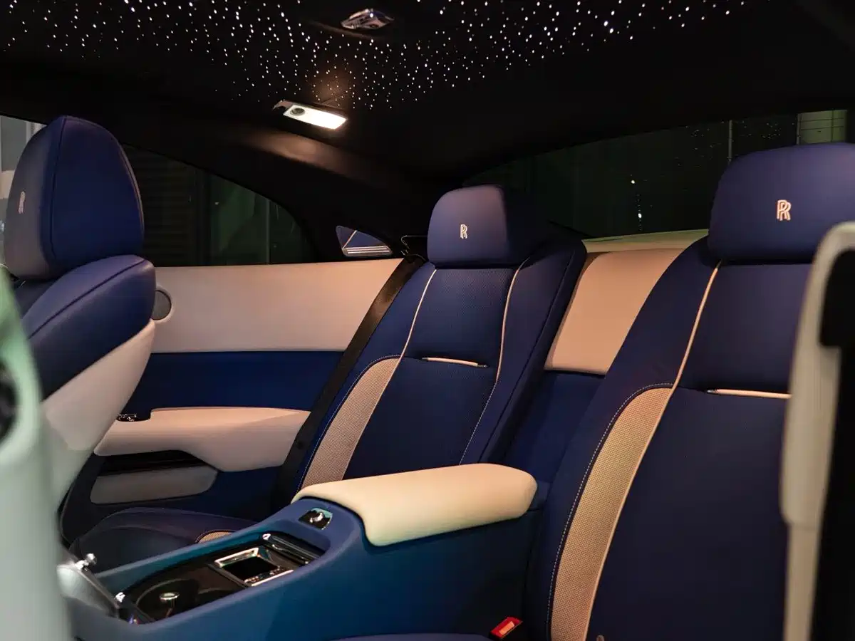 Фото 20 - Rolls-Royce Wraith