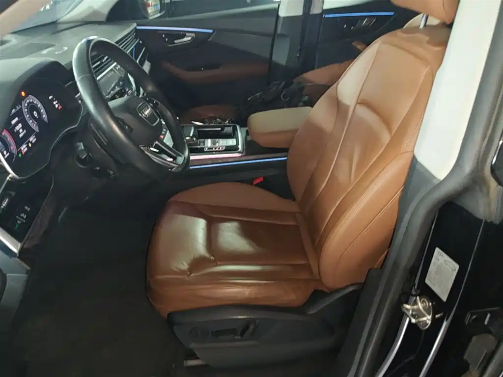 Audi Q8 2019 55 TFSI Luxury Dynamic фото 22