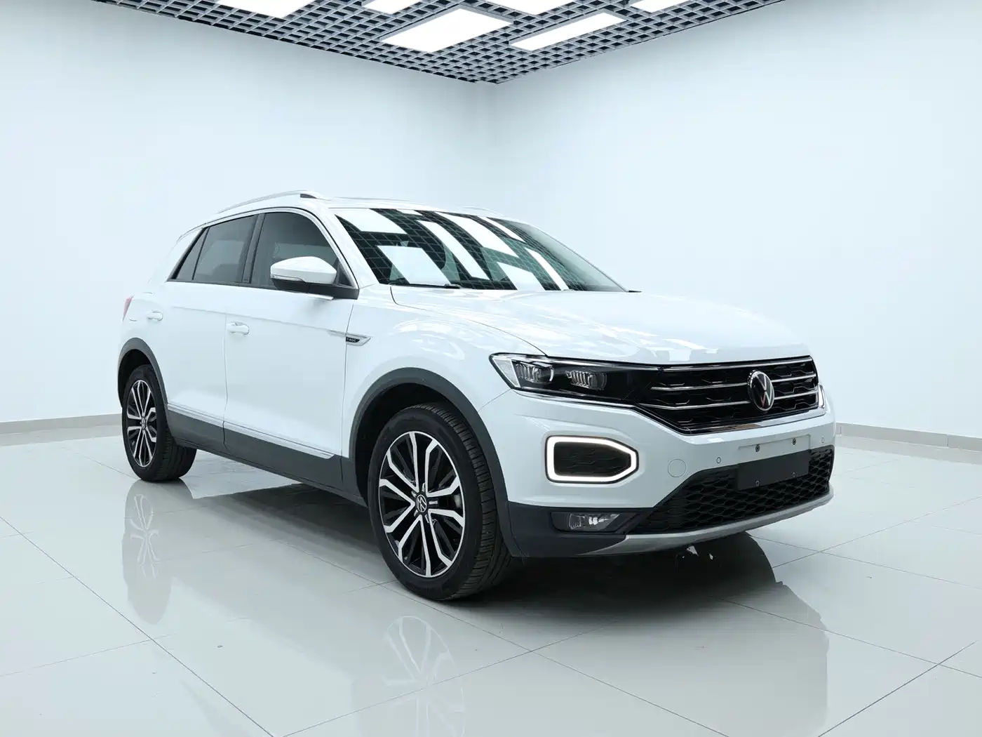 Volkswagen T-ROC 2022 280TSI DSG 2WD Comfort PLUS фото 2