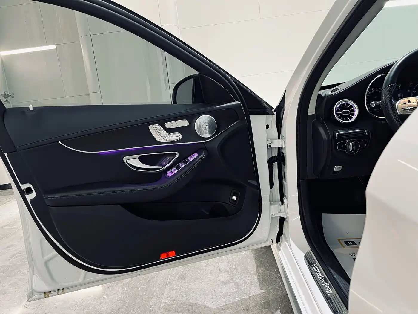 Mercedes-Benz C-Class 2021 C 260 L Sport Starry Exclusive Edition фото 10