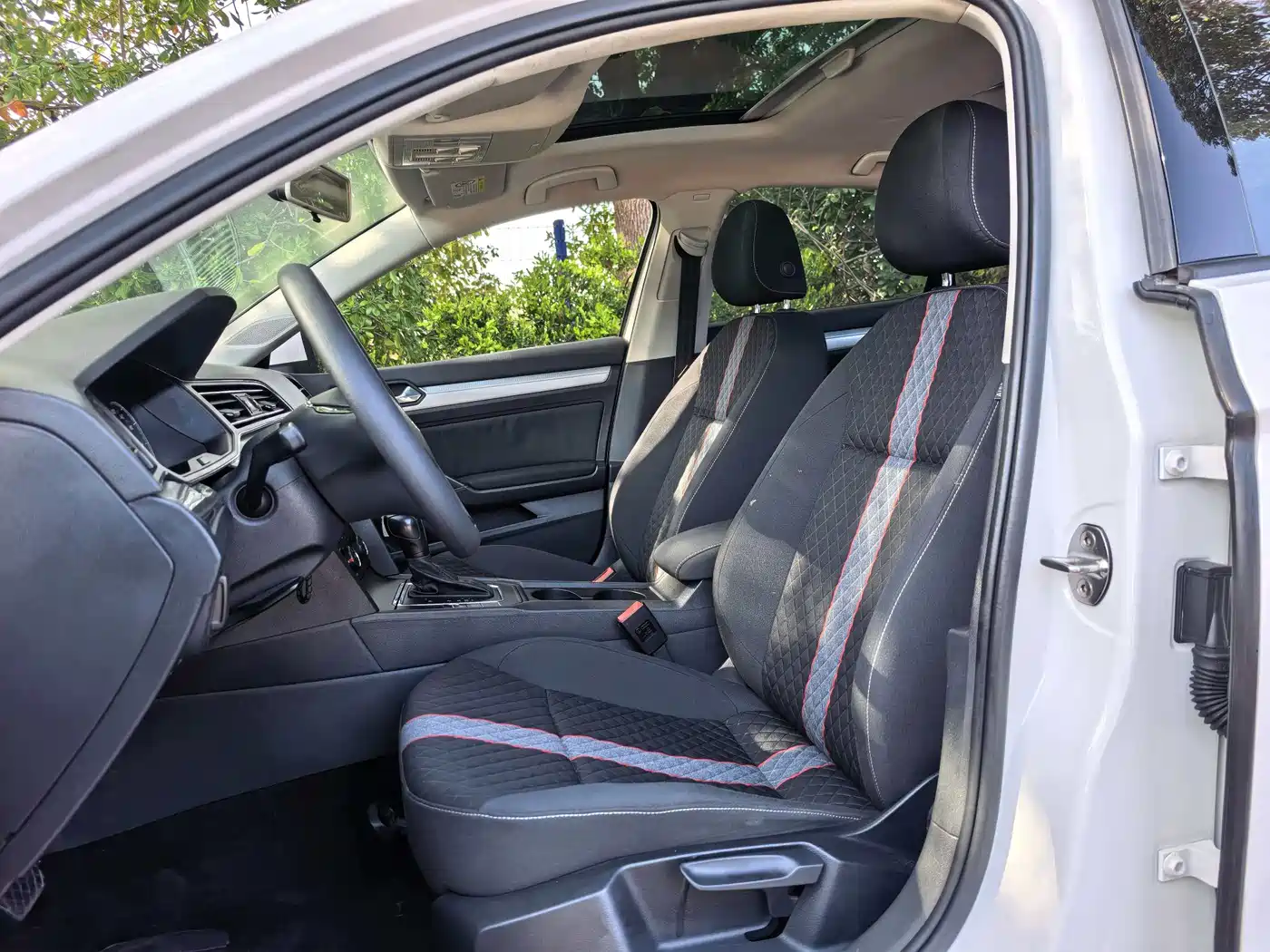 Volkswagen Lamando 2019 230TSI DSG Fashion Edition China VI фото 9