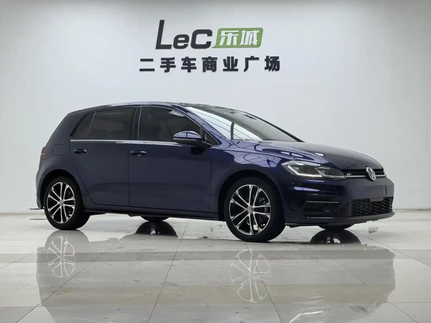 Volkswagen Golf 2019 280TSI DSG R-Line China VI фото 3