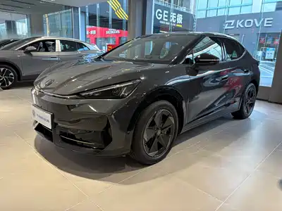 Volkswagen ID. UNYX 06