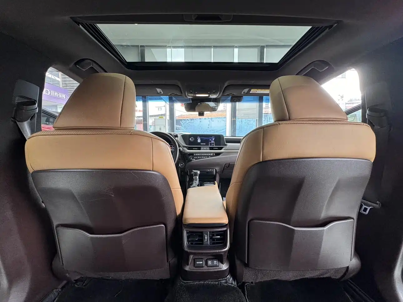Lexus ES 2018 300h Excellence Edition China V фото 26