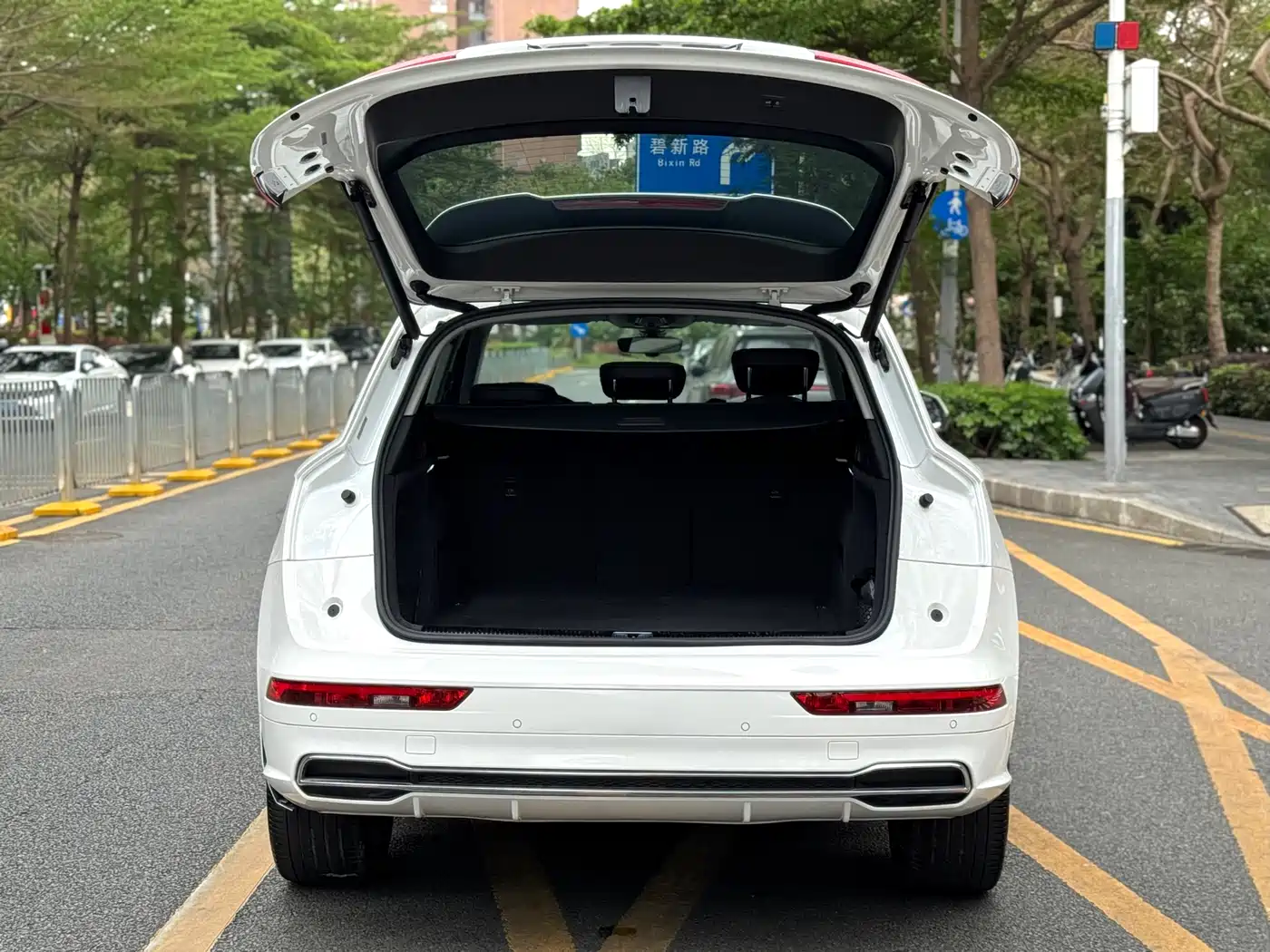 Audi Q5L 2020 Facelift 40 TFSI Honor Fashion фото 15