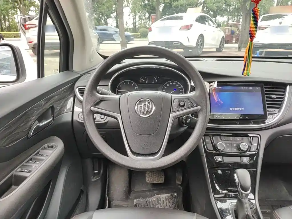 Фото 11 - Buick Encore