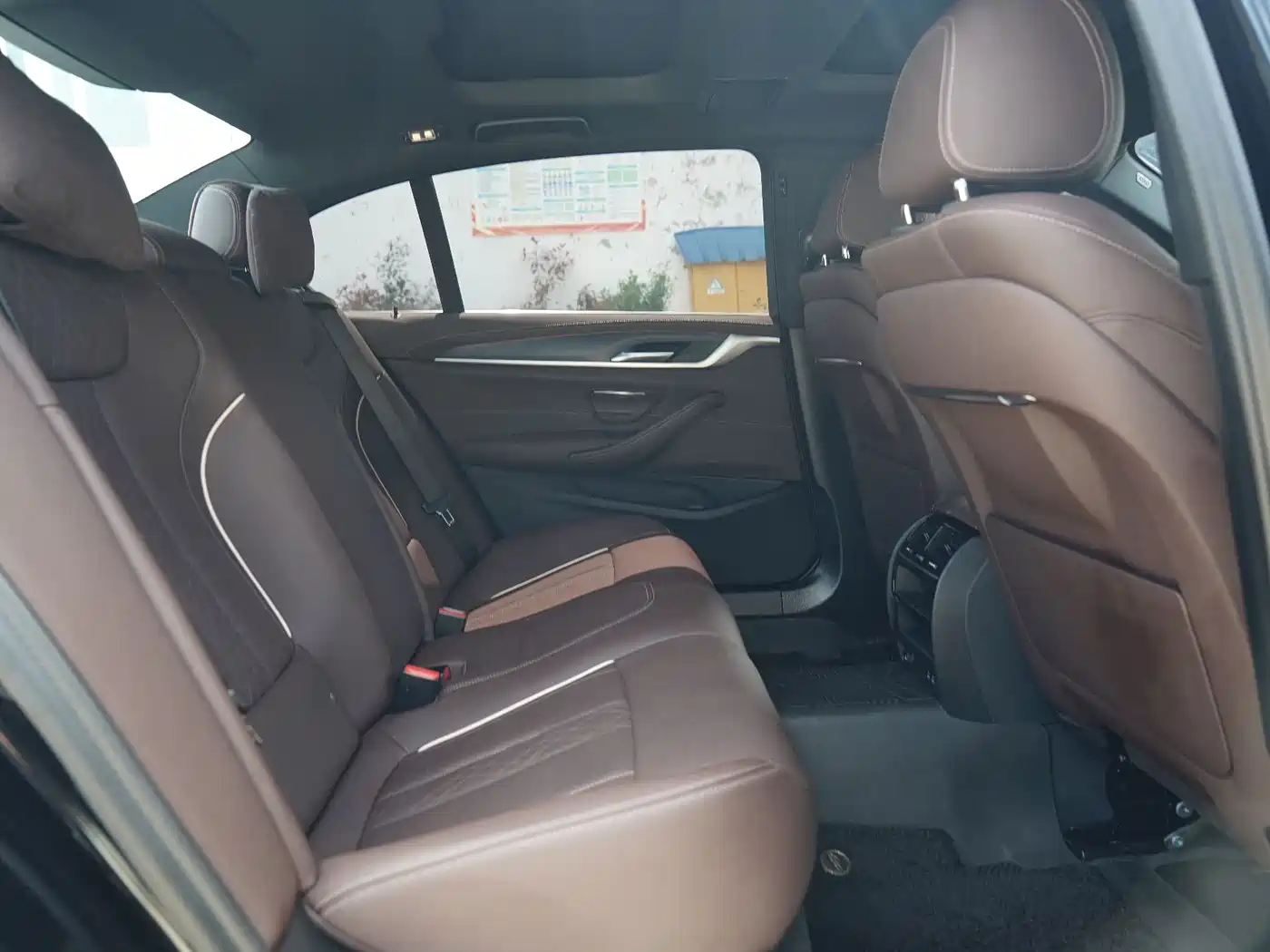 BMW 5 Series 2023 Facelift 530Li Leading M Sport Package фото 5