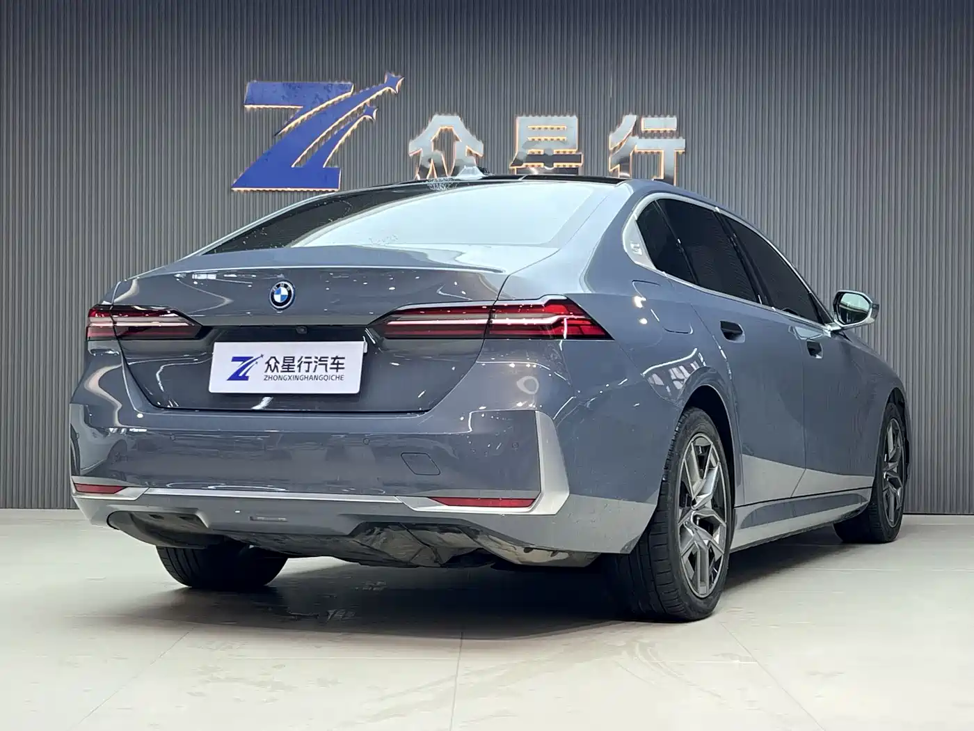 BMW i5 2024 eDrive 35L Premium Luxury Package фото 3