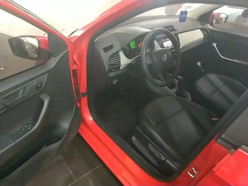 Škoda Fabia 2016 2016 1.4L Automatic Car Enjoy Edition