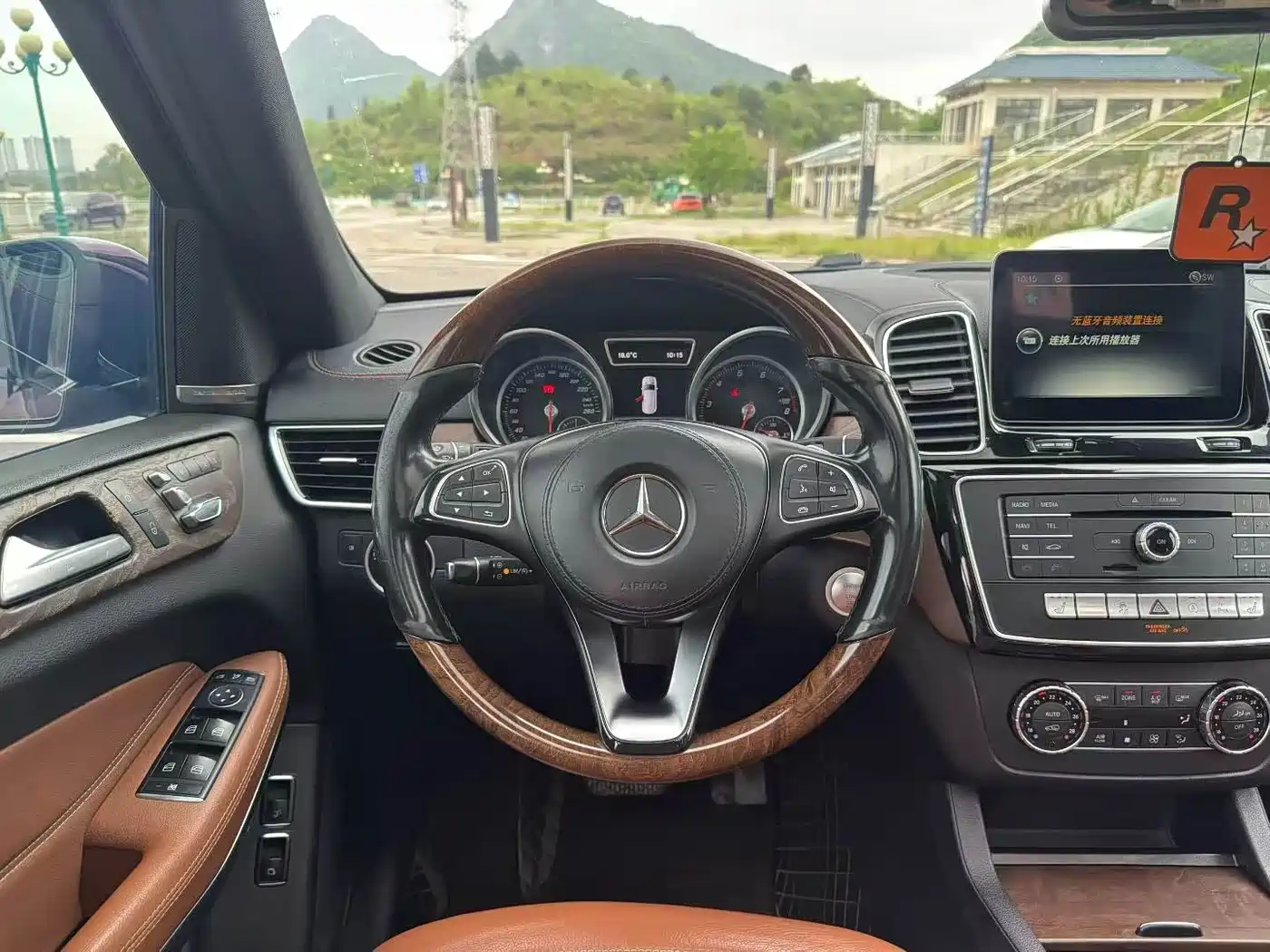 Mercedes-Benz GLS 2017 GLS 500 4MATIC фото 4