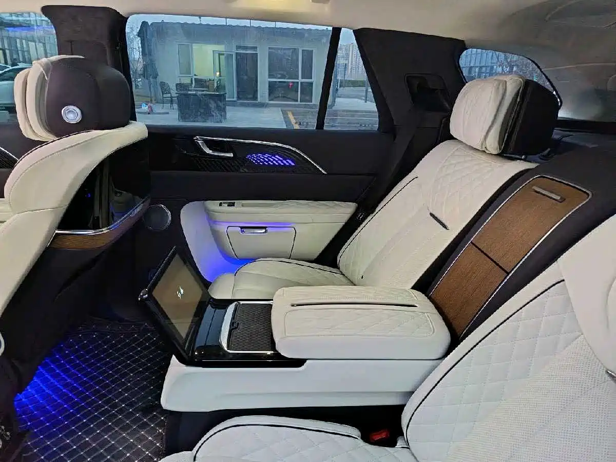 Hongqi E-HS9 2022 660km Qi Ling Edition (4-seater) фото 27