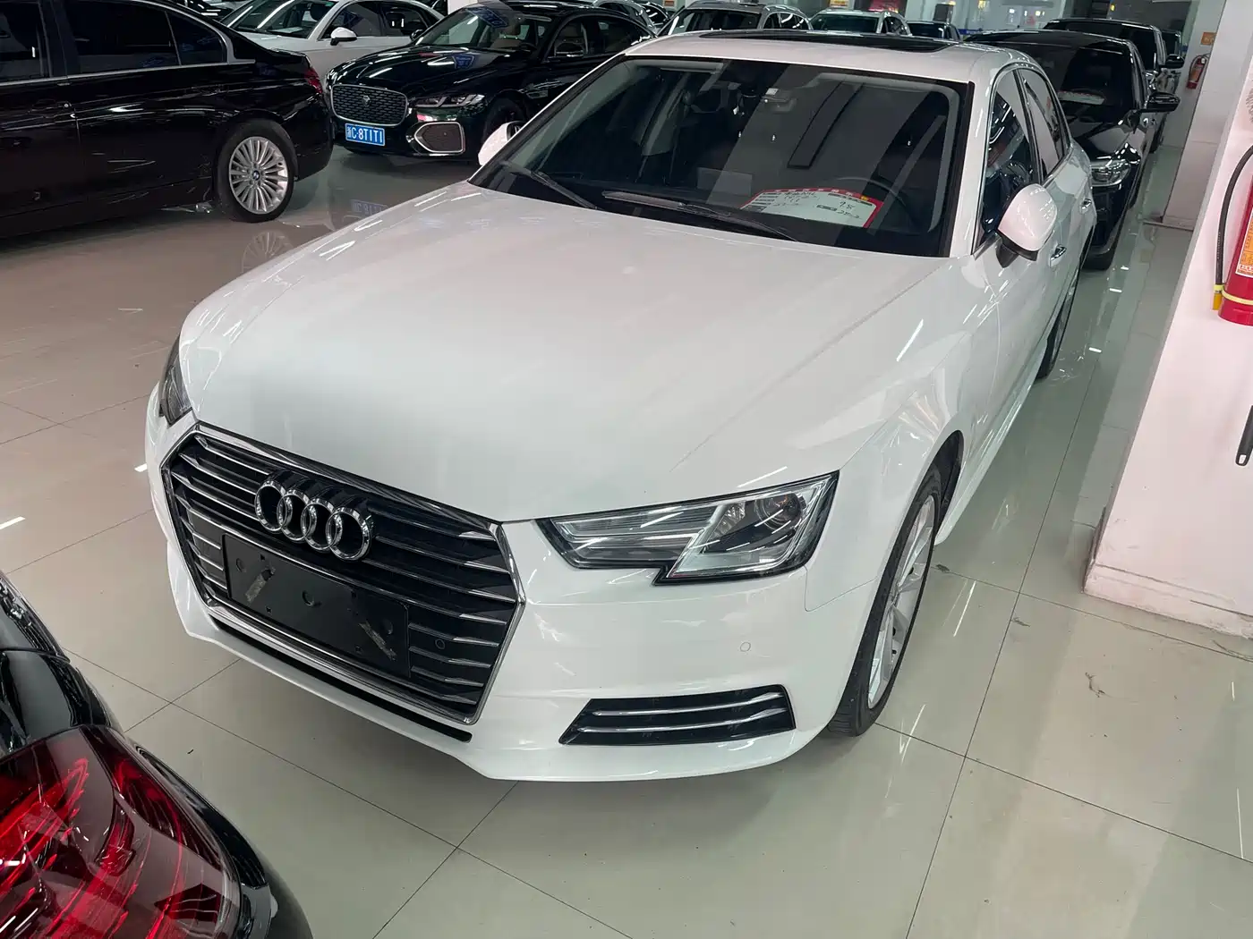 Audi A4L 2018 30th Anniversary 40 TFSI Progressive