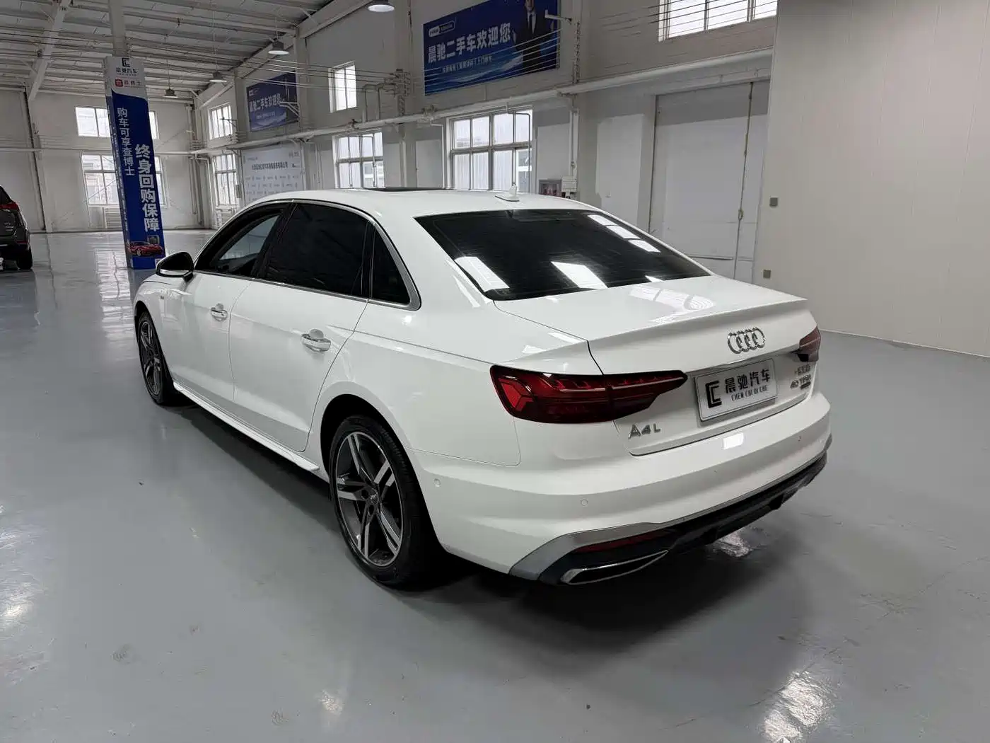 Audi A4L 2020 40 TFSI quattro Luxury Dynamic фото 6