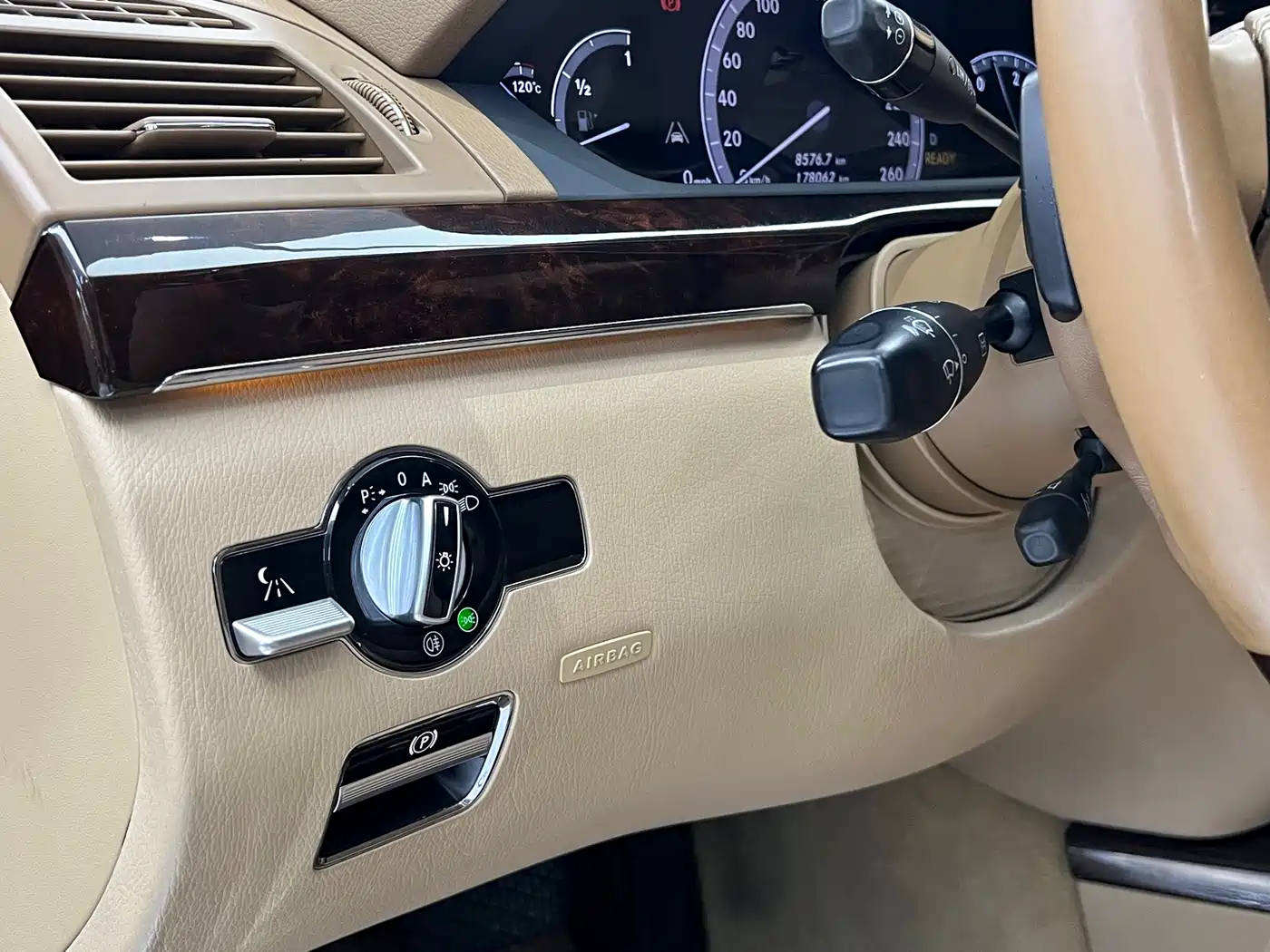 Mercedes-Benz S-Class 2012 S 400 L HYBRID Grand Edition фото 23