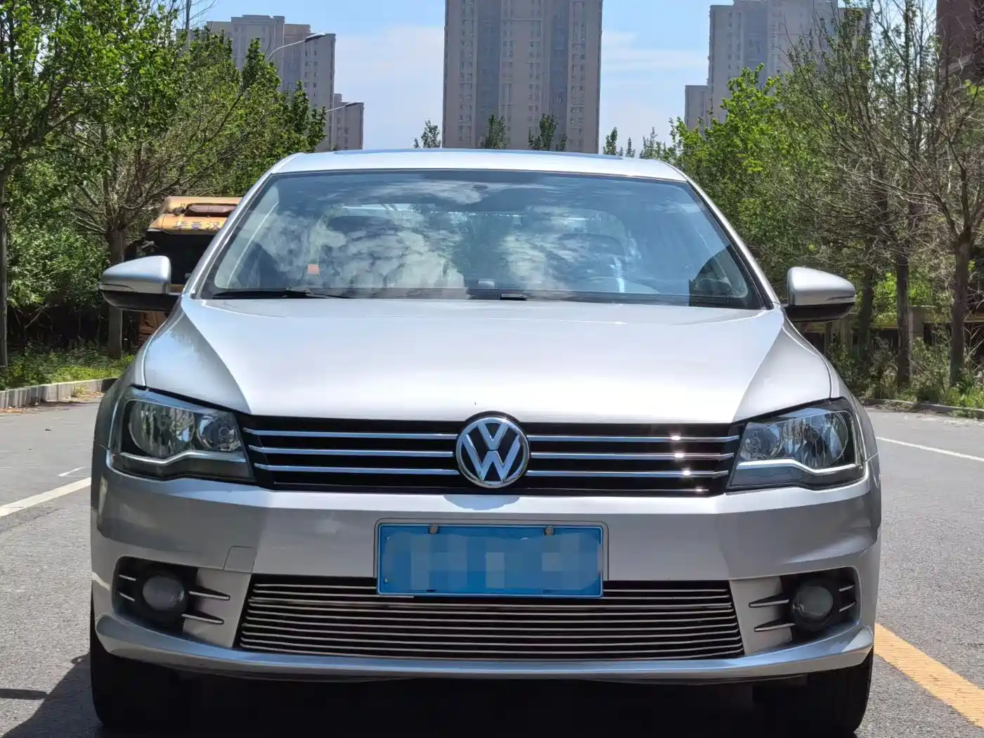 Volkswagen Bora 2014 1.6L Automatic Comfort Edition фото 2