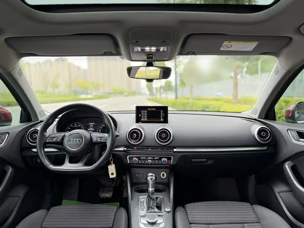Фото 20 - Audi A3