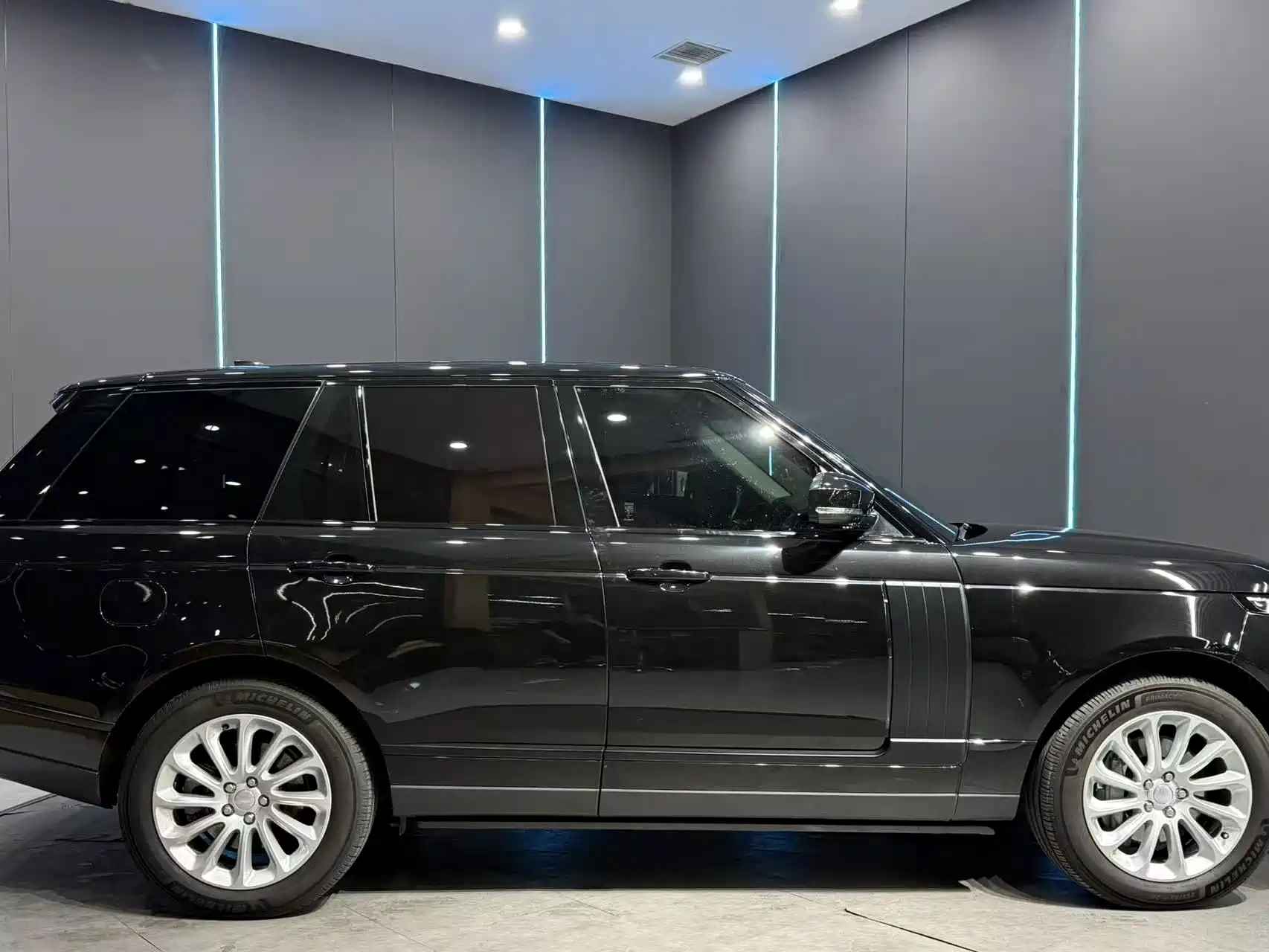 Фото 4 - Land Rover Range Rover