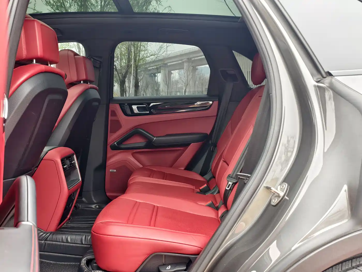 Porsche Cayenne 2022 Cayenne 3.0T Platinum Edition фото 9