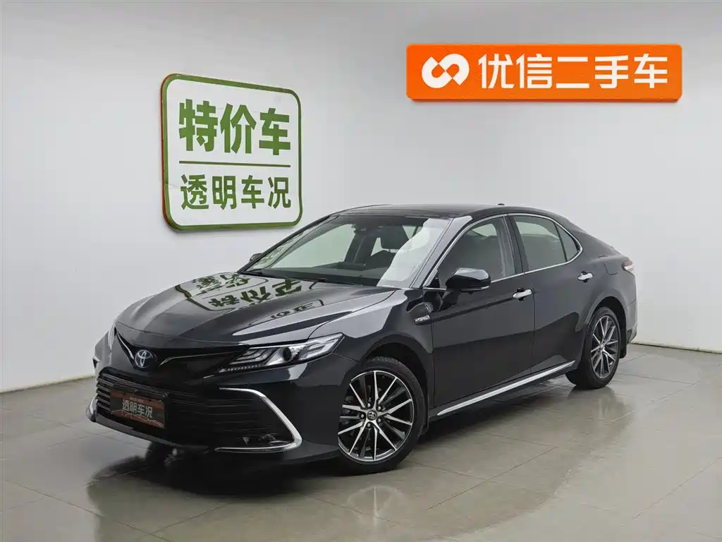 Toyota Camry 2023 Hybrid 2.5HG Luxury Edition