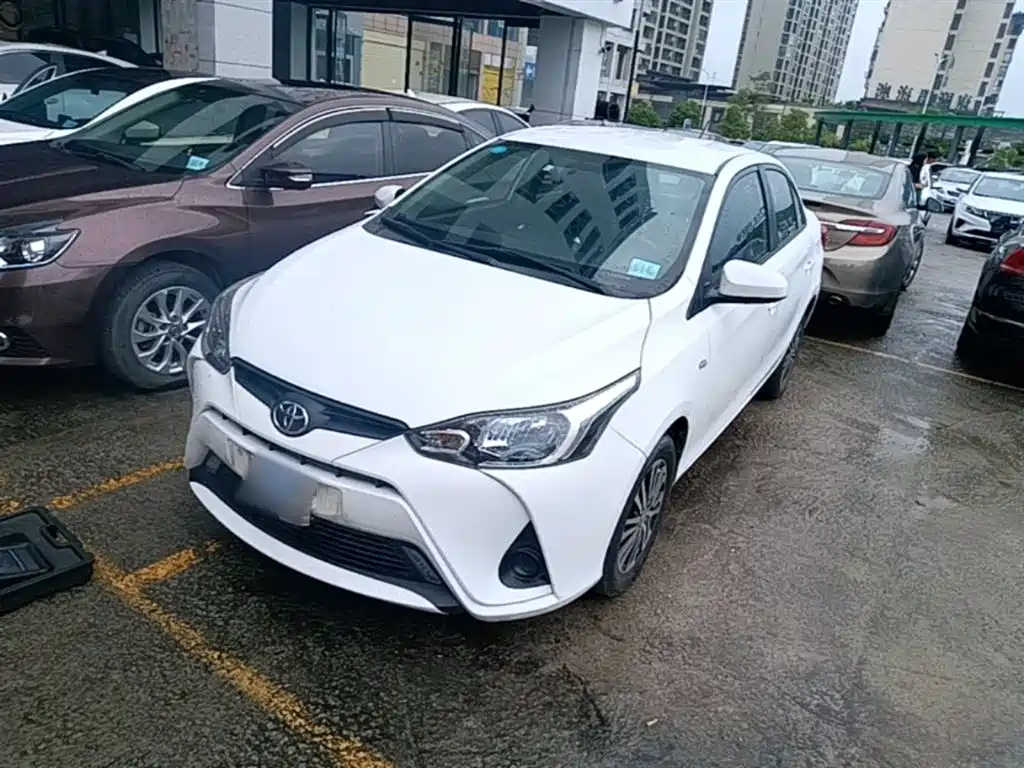 Toyota YARiS L Zhi Xiang 2017 1.5E CVT Charming Edition фото 2