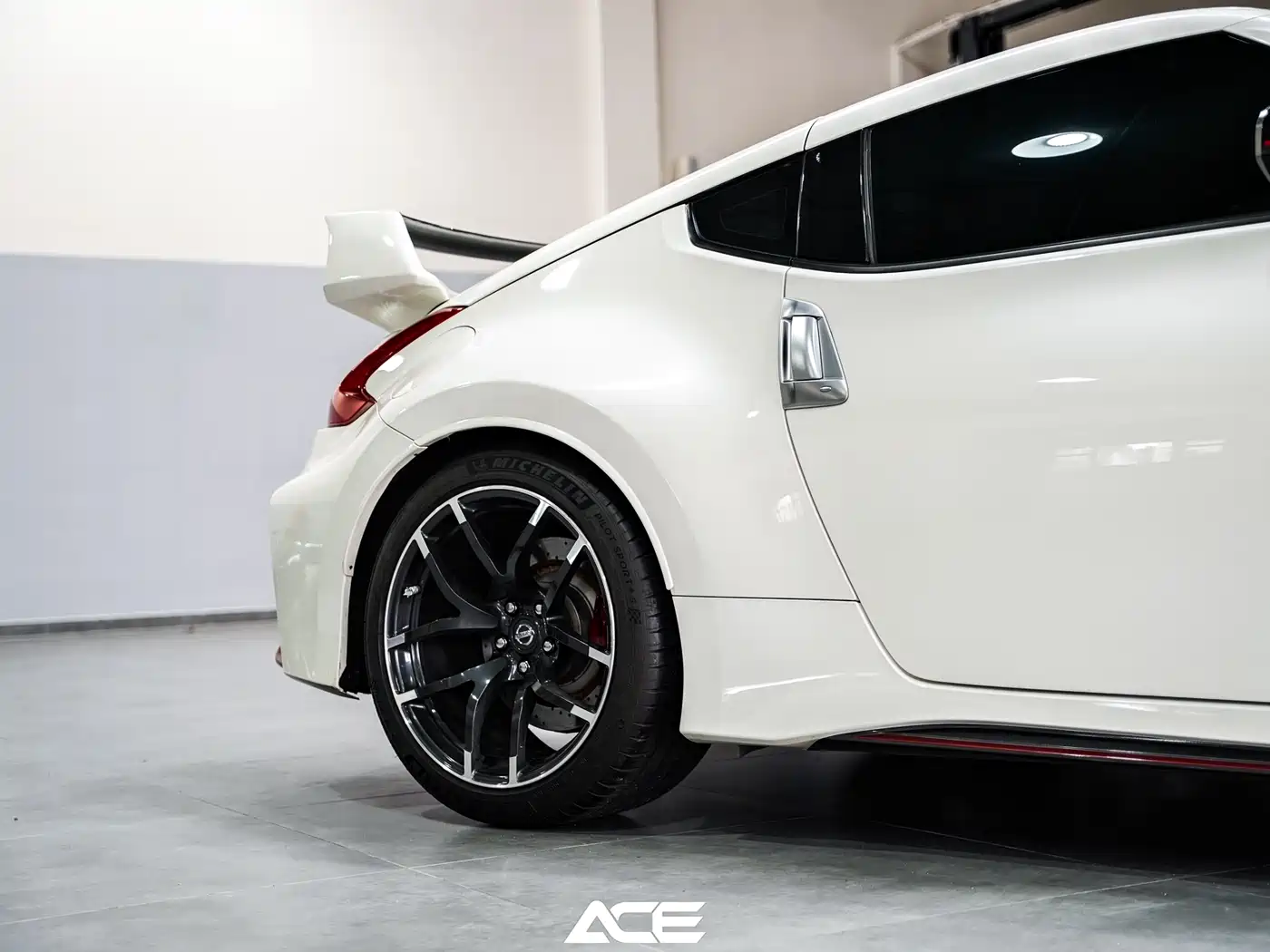 Nissan 370Z 2015 3.7L NISMO фото 7