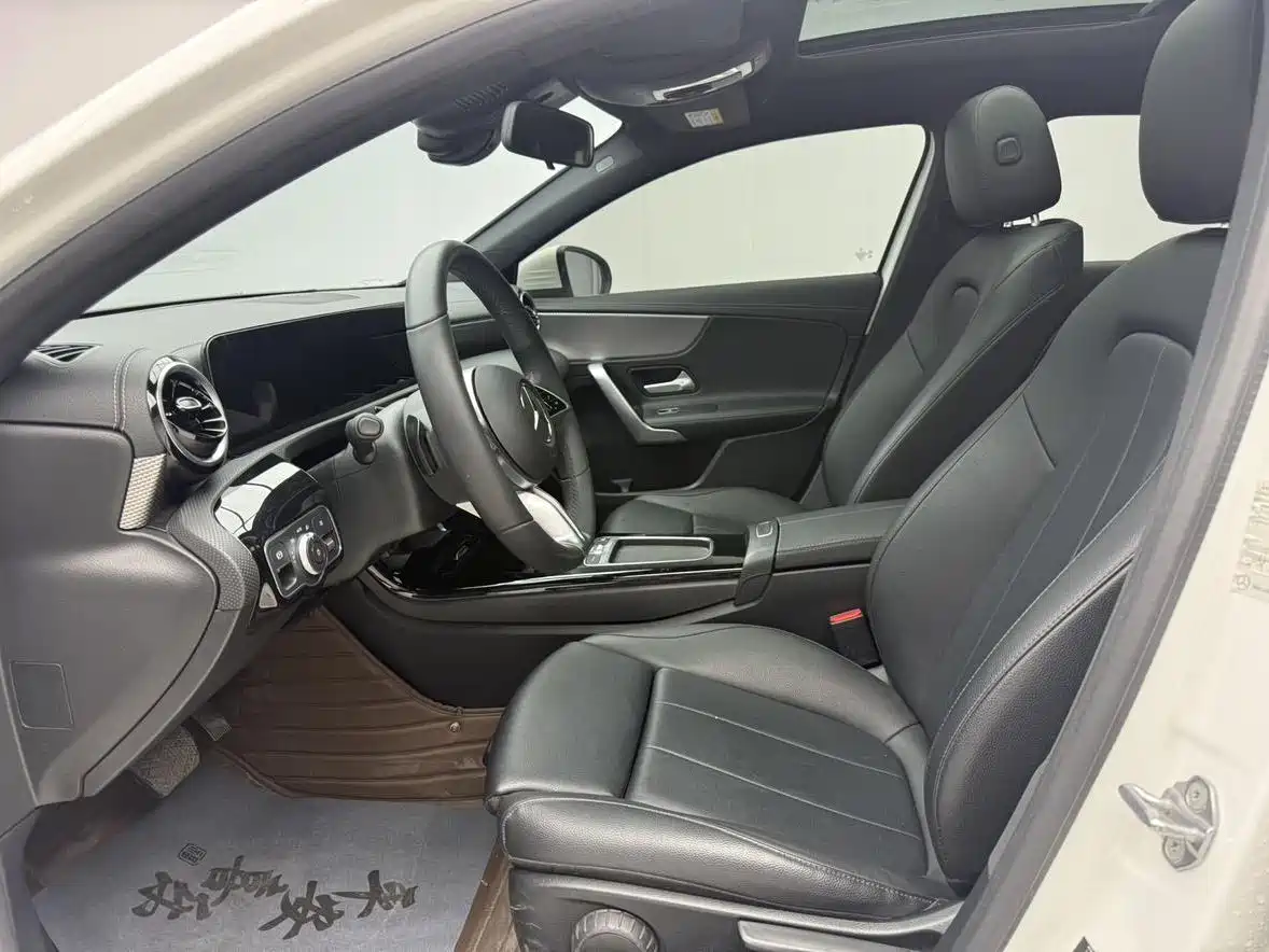 MERCEDES-BENZ A CLASS