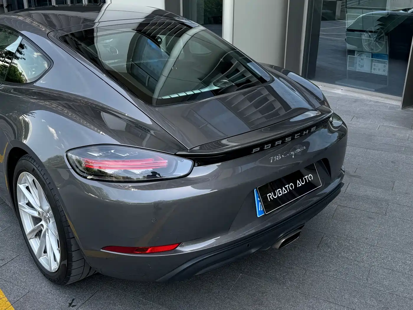 Porsche 718 2016 Cayman 2.0T фото 11