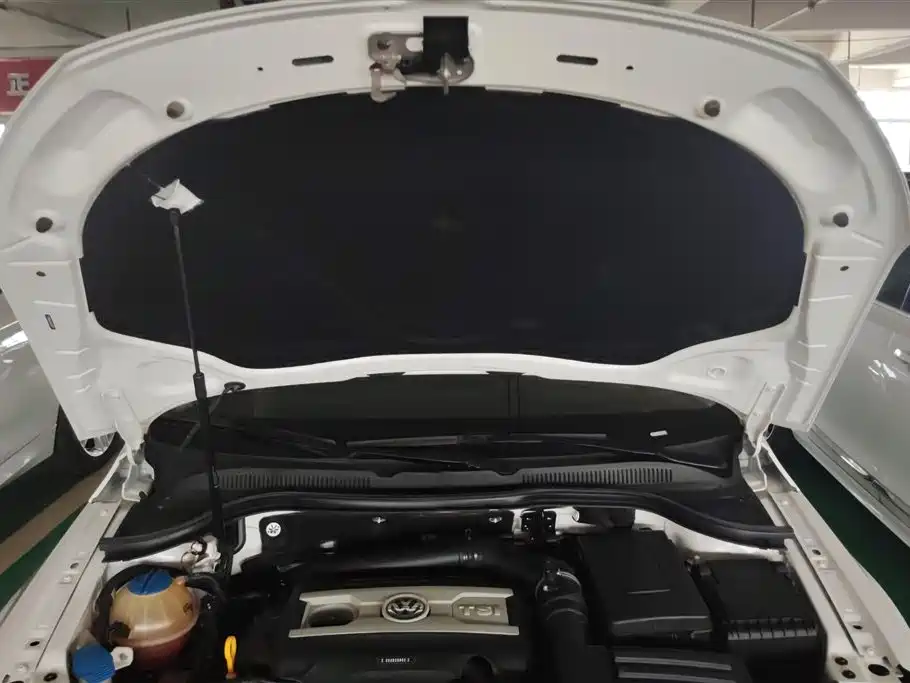 Volkswagen FAW-Volkswagen CC 2018 1.8TSI Luxury фото 10