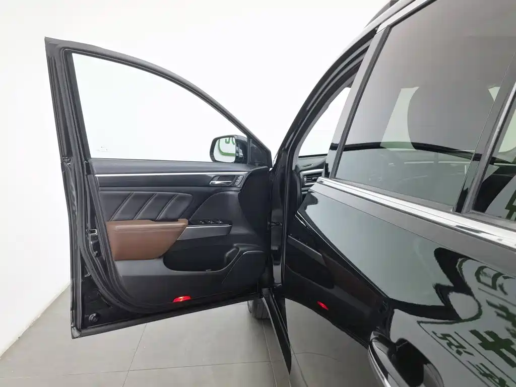 GAC Trumpchi Trumpchi GS7 2017 2017 320T 2WD Luxury Smart Connect