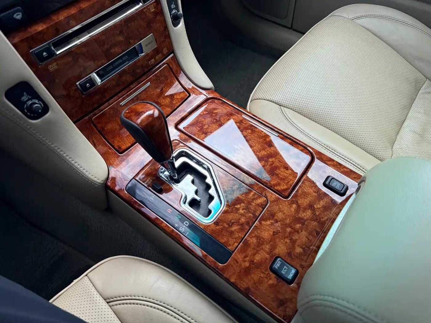 Toyota Crown 2007 3.0L Royal Saloon Fashion Navigation фото 35