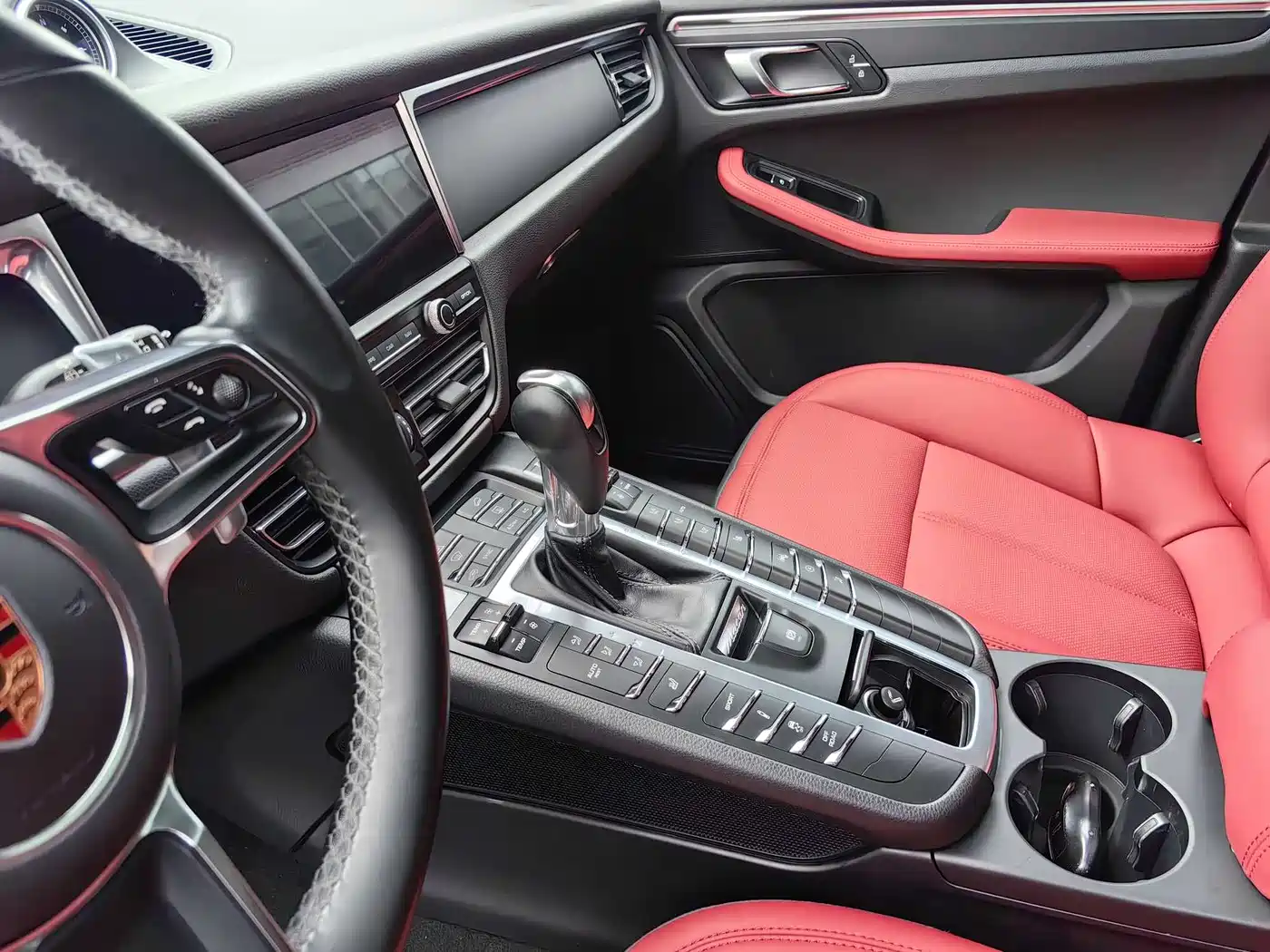 Porsche Macan 2020 Macan 2.0T фото 8