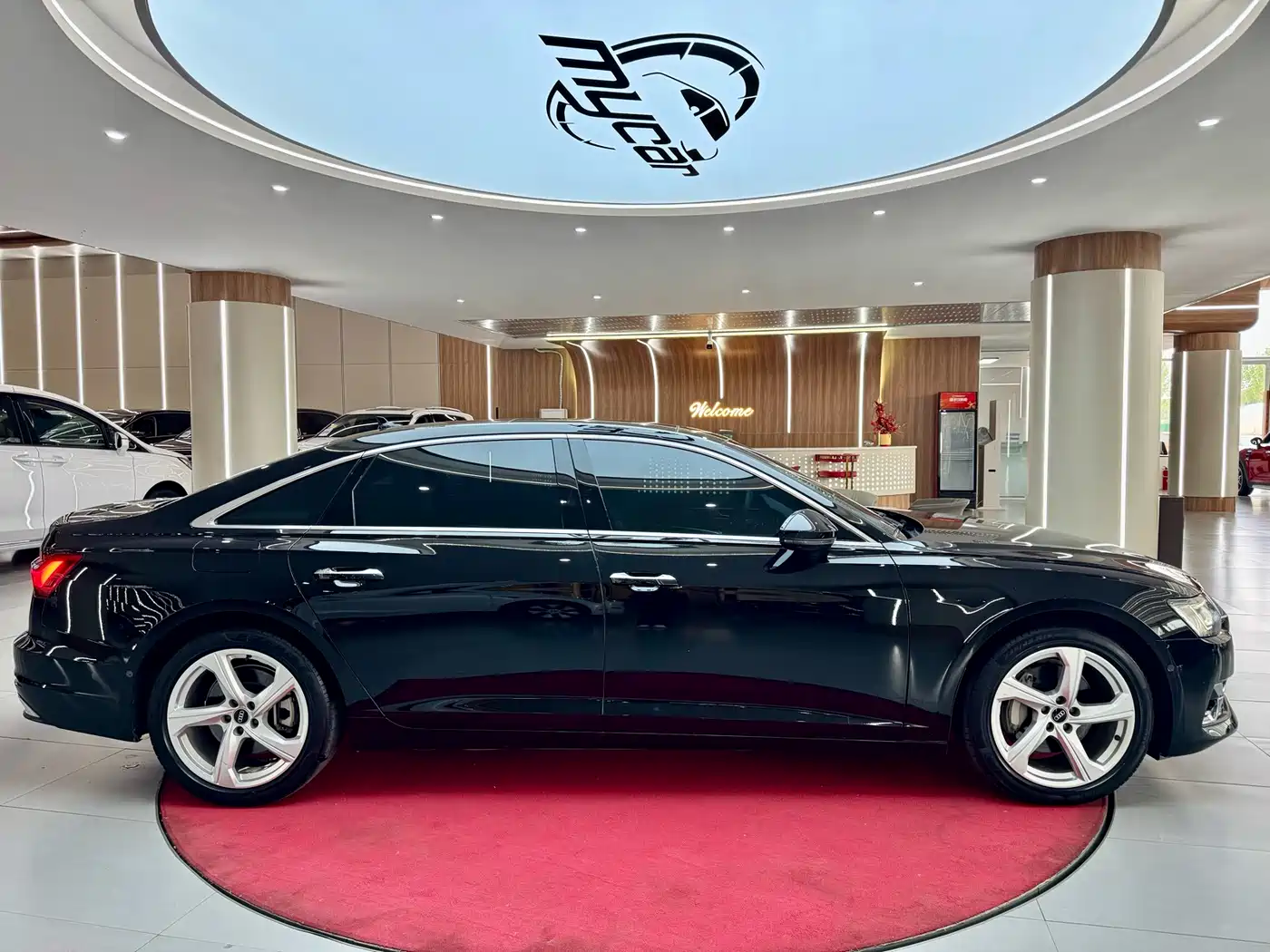 Audi A6L 2023 45 TFSI quattro Premium Elegance фото 4