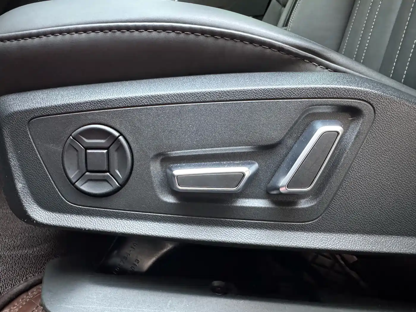 Audi A6L 2023 45 TFSI quattro Premium Elegance фото 20