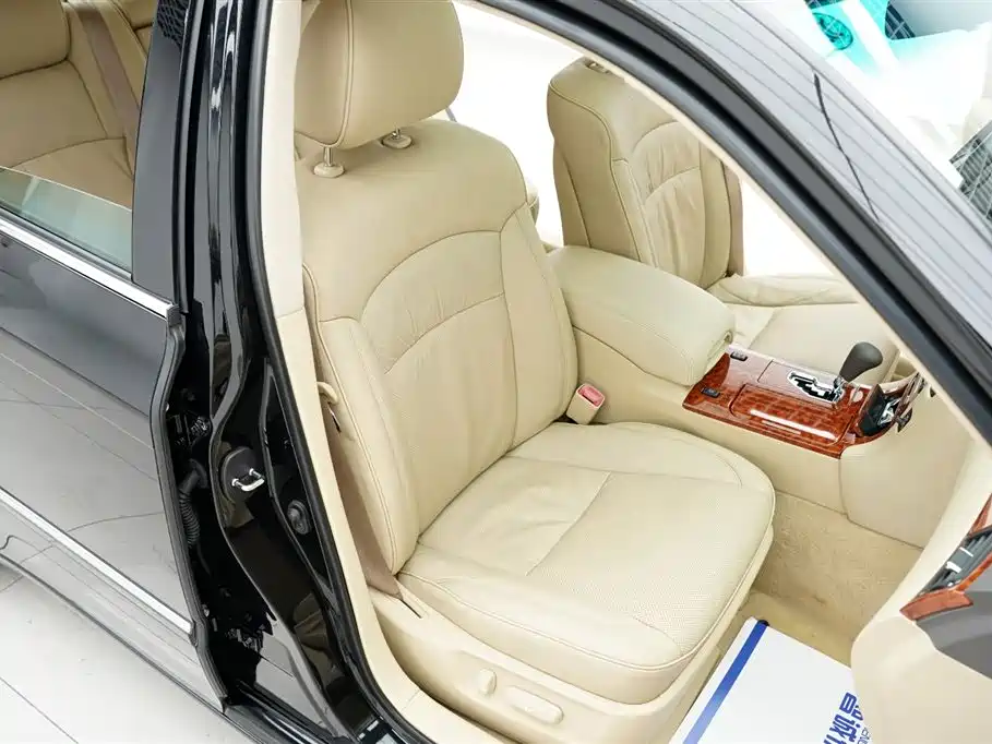 Toyota Crown 2007 2006 2.5L Royal Leather Edition
