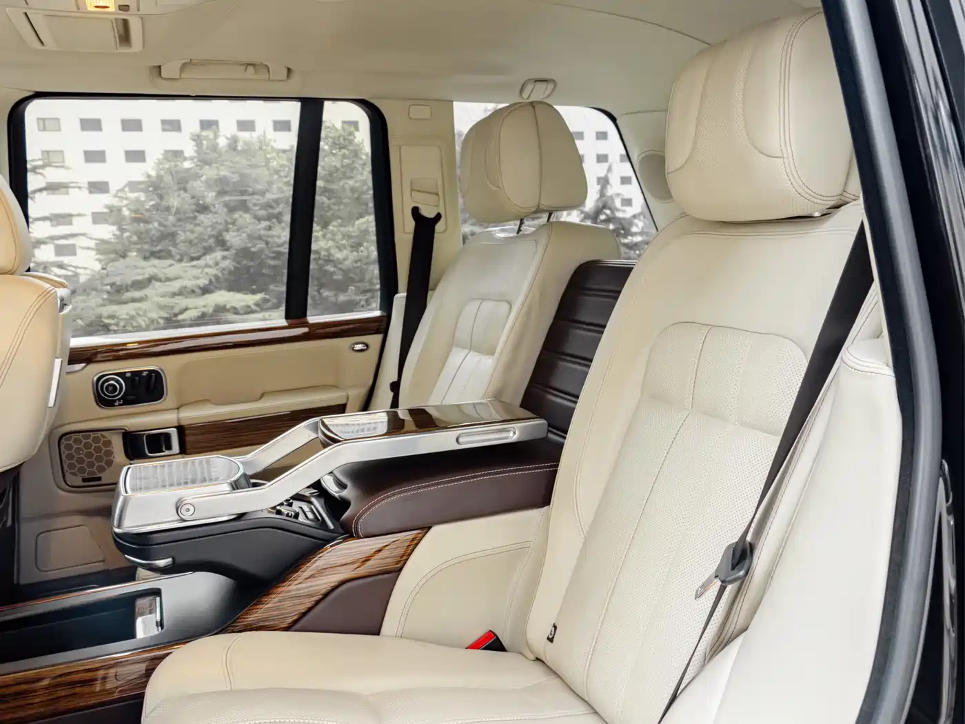 Land Rover Range Rover 2012 5.0 SC V8 Ultimate Genesis Collector's Edition фото 9