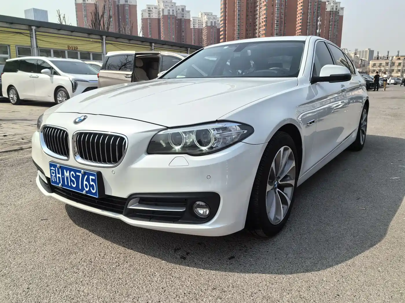 BMW 5 Series 2017 525Li Leading Edition