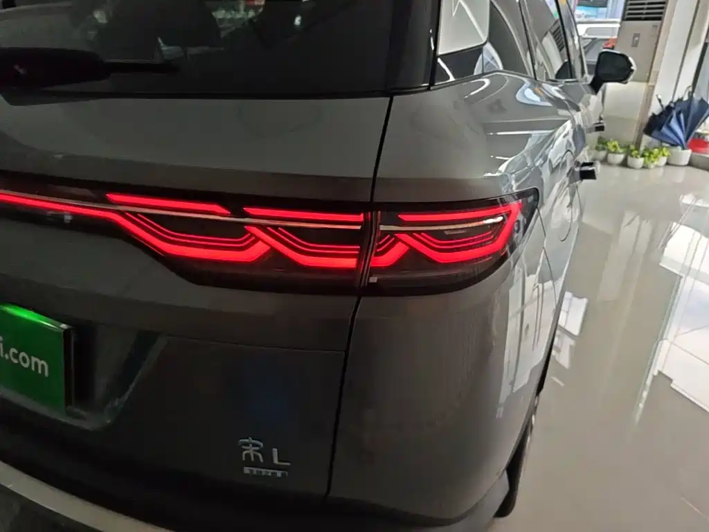 BYD Song L DM-i 2025 2025 Smart Drive 160km Premium