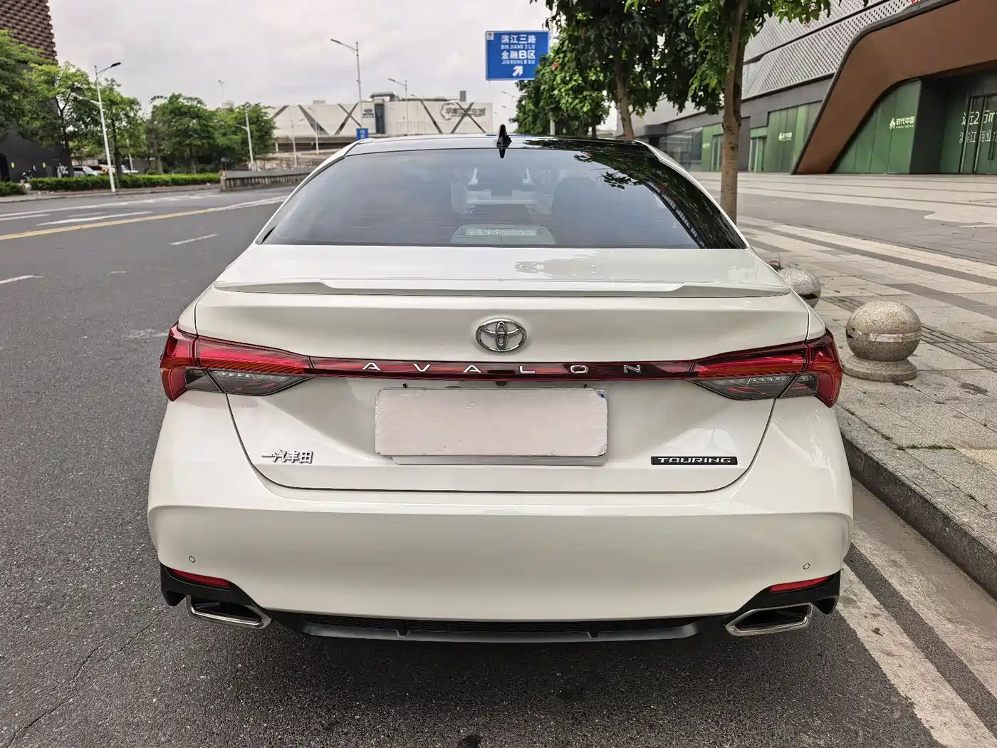 Toyota Avalon 2019 2.5L Touring Premium (China V) фото 16
